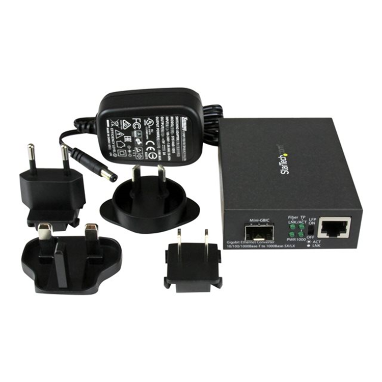Fiber Media Converter with Open SFP Slot