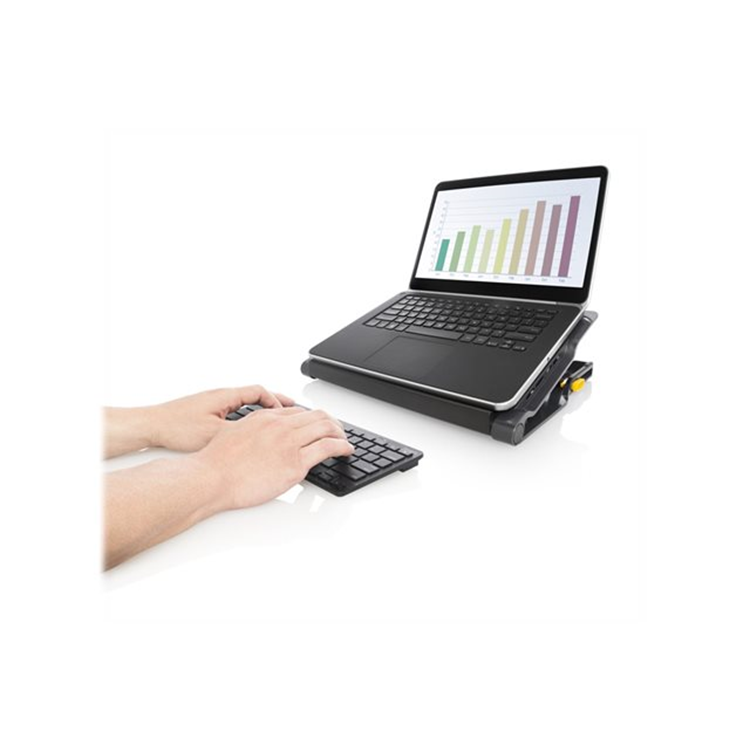 Targus Chill Mat + With 4-Port 2.0 Hub Targus Chill Mat + With 4-Port 2.0 Hub