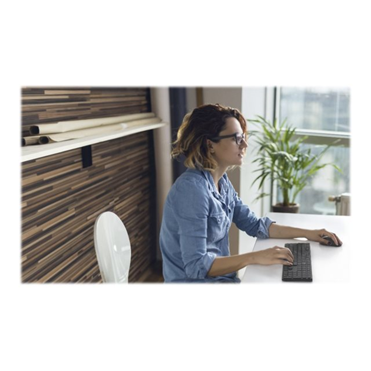 Dell Pro Wireless Keyboard and Mouse Dell Pro Wireless Keyboard and Mouse