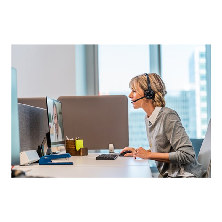 Poly Savi 8220 Stereo D2 HS EMEA-INTL En Poly Savi 8220 Stereo D2 HS EMEA-INTL En